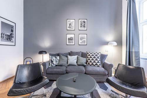 Eddie?s Design Apartments
