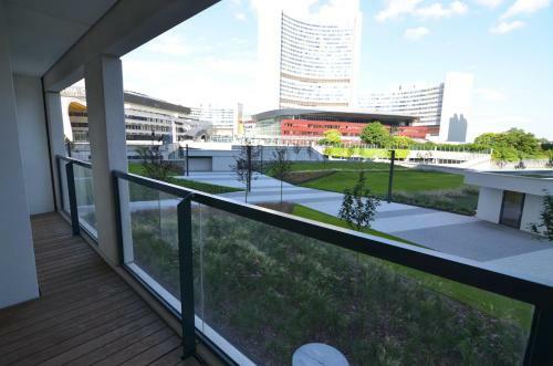 Vienna Dc Living Apartment With Parking On Premise