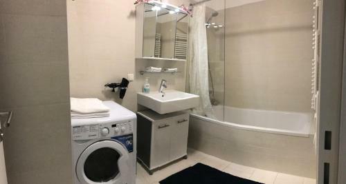 Vienna Dc Living Apartment With Parking On Premise