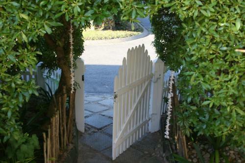 Bed & Breakfast Sea Breeze Beach House Plettenberg Bay