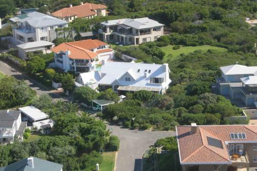 Bed & Breakfast Sea Breeze Beach House Plettenberg Bay