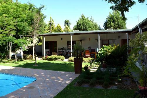 Bed & Breakfast Cummings Guesthouse
