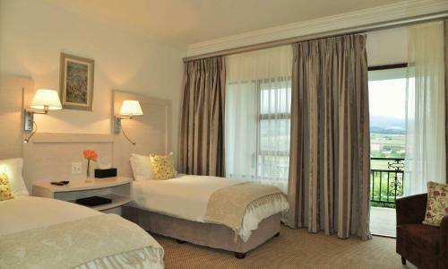 Hostal Val Du Charron Guest House & Wine Estate