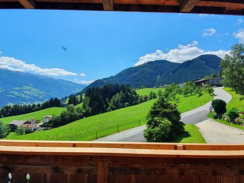 Serene Apartment In Hochf�gen With Garden