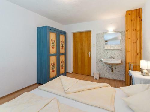 Serene Apartment In Hochf�gen With Garden