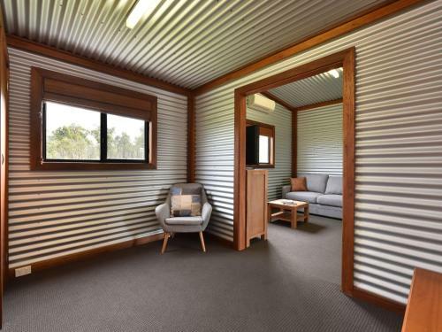 Kelman Cottage - Tucked Away With Pool + Native Wildlife