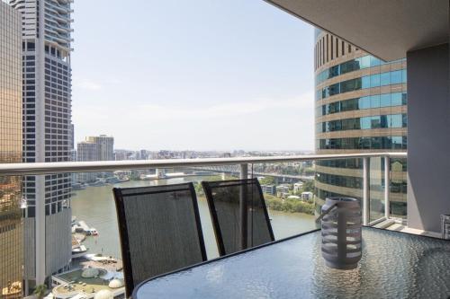 Amazing Brisbane Cbd 2 Bedroom Apartment With River Views