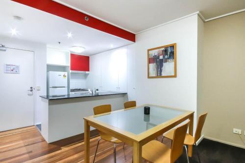 Amazing Brisbane Cbd 2 Bedroom Apartment With River Views