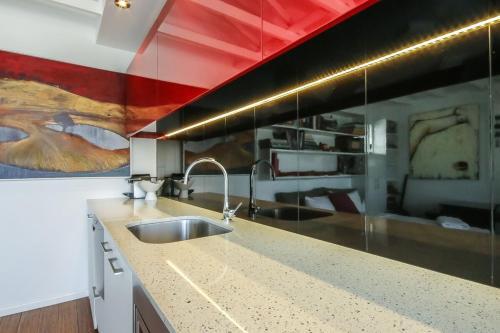 Apartamento Cool Architecturally Designed Studio 10mins To Cbd