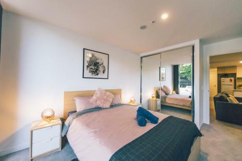 "mid Night" Apartment Canberra City Onsite Parking