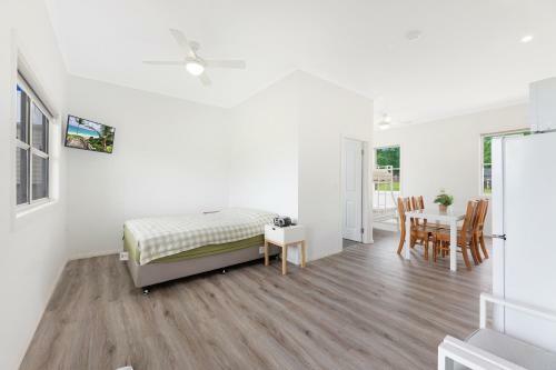 Henkley Cottage 4 - Daniel