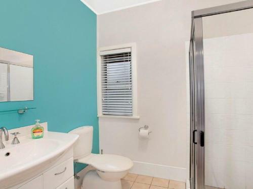 Ocean Blue Apartment One - Oceanfront Apartment