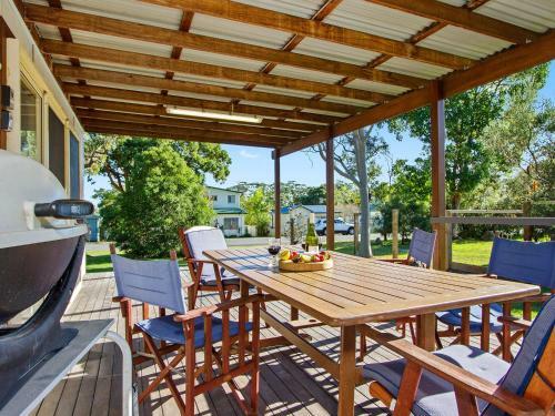 Beach Escape @ Currarong - Basic Family Accommodation