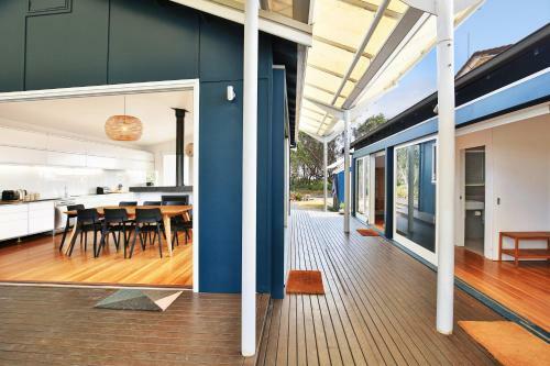 Ayana Beach House - Pet Friendly - Opposite Beach
