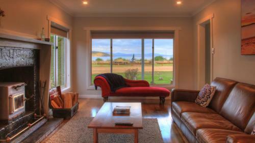 Castaway Cottage