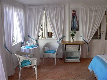 Brenton Beach House