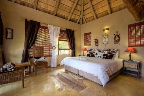 Bed & Breakfast Ehlathini Lodge