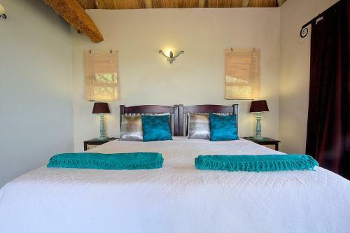 Bed & Breakfast Ehlathini Lodge