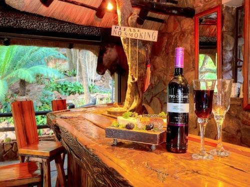 Bed & Breakfast Ehlathini Lodge