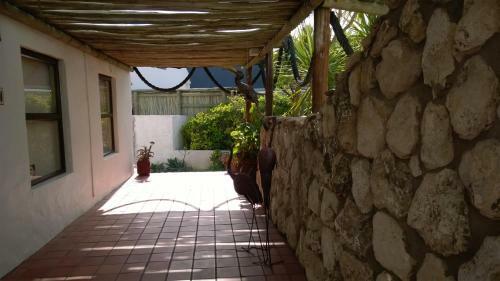 Hostal Baviana Beach Lodge