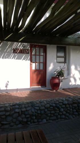 Hostal Baviana Beach Lodge
