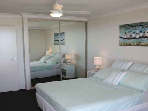 Apartamento Beachpoint 302 - On The Beach!