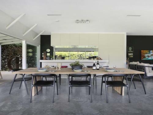 Greywood - Classic Highlands Charm & Serene Living