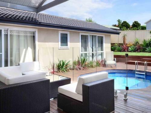 Poolside Gerringong 4pm Check Out Sundays