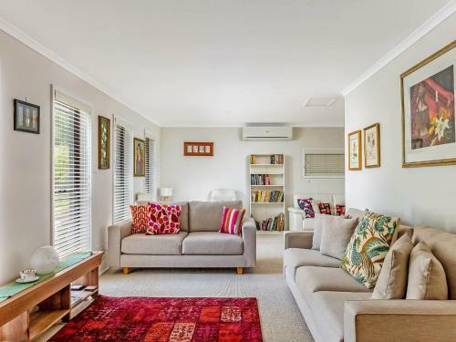 Mountain View Cottage