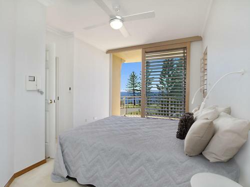 Orion Unit 7 - Luxury Apartment Overlooking Snapper Rocks