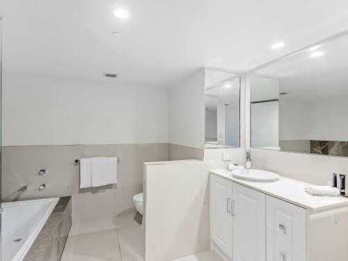Crown Towers Superior 3 Bedroom Apartment