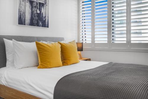 Apartamento Relaxed 2-bed Unit With Balcony, Pool And Mini-golf