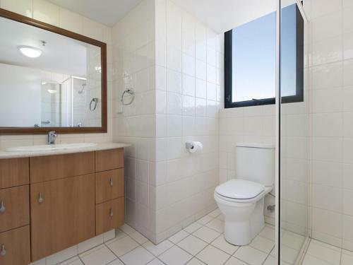Calypso Tower Unit 807 - 3 Bedroom Unit On The Beachfront In Coolangatta