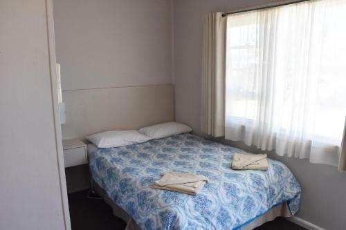 Hillview Motel