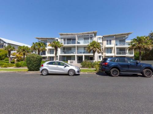 Beaches Apartment 4