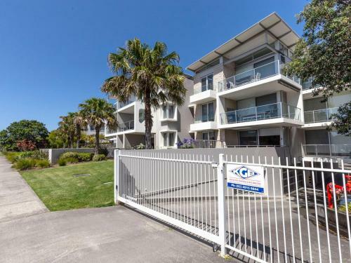 Beaches Apartment 4