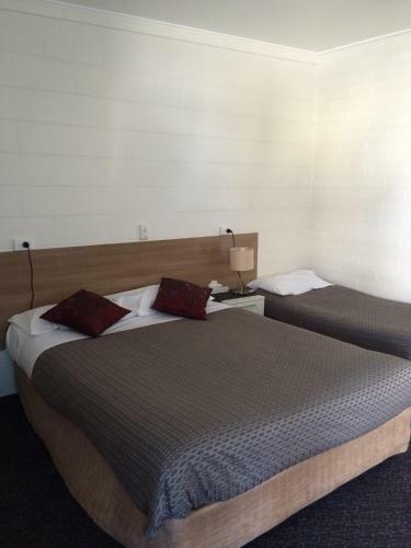 Burdekin Motor Inn