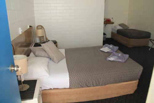 Burdekin Motor Inn