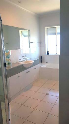 Apartamento Island Waterfront Getaway - Wifi