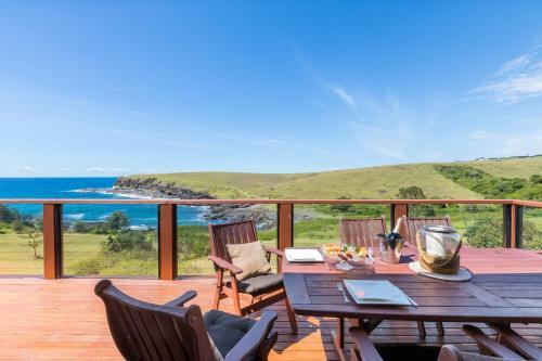 Absolute Oceanfront Cottage