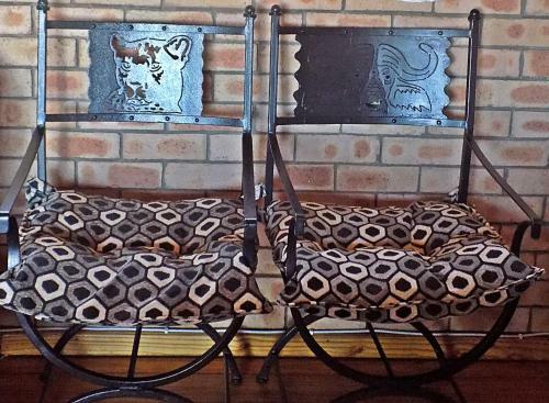 Hostal Eddies Self Catering Or B&B