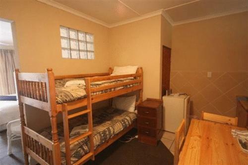 Hostal Bluewater Guesthouse