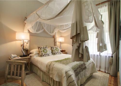 Lodge Botlierskop Private Game Reserve