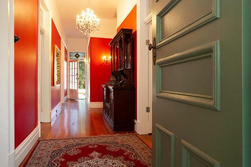 Culgoa Beautifully Refurbished 1896 Heritage House