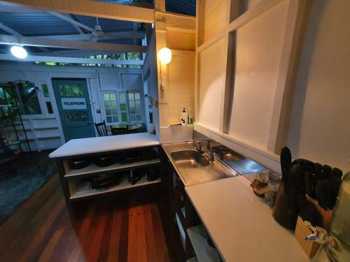 Lodge Cassowary House