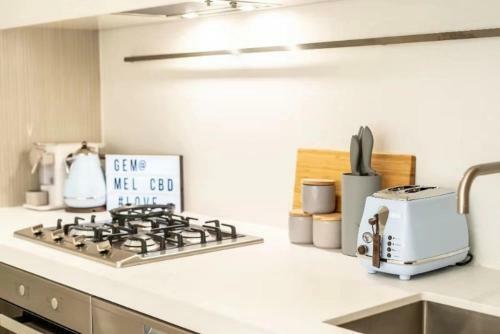 Stunning Opera Apartment-st Kilda Rd