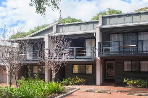 Apartment 115 - Located On The Main Street