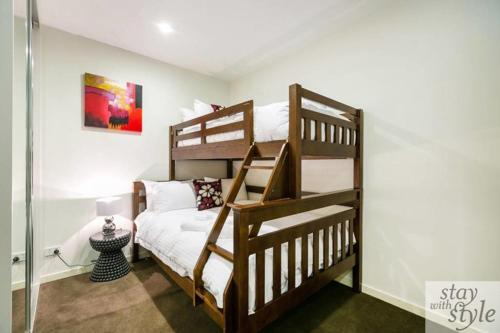 Apartamento Melbourne Star - Central City Location - Sleeps 5