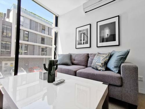 Hawthorn Elegant Lifestyle 1 Bedroom Apartment