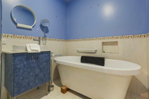 Cornwall Cottage, 3 Bedroom, Fantastic View